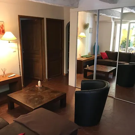 Place Des Lices Tropez Apartment